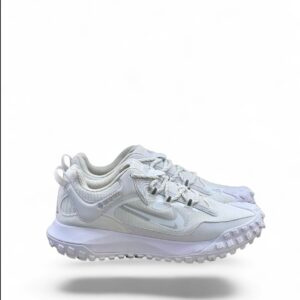 Nike ACG mountain fly